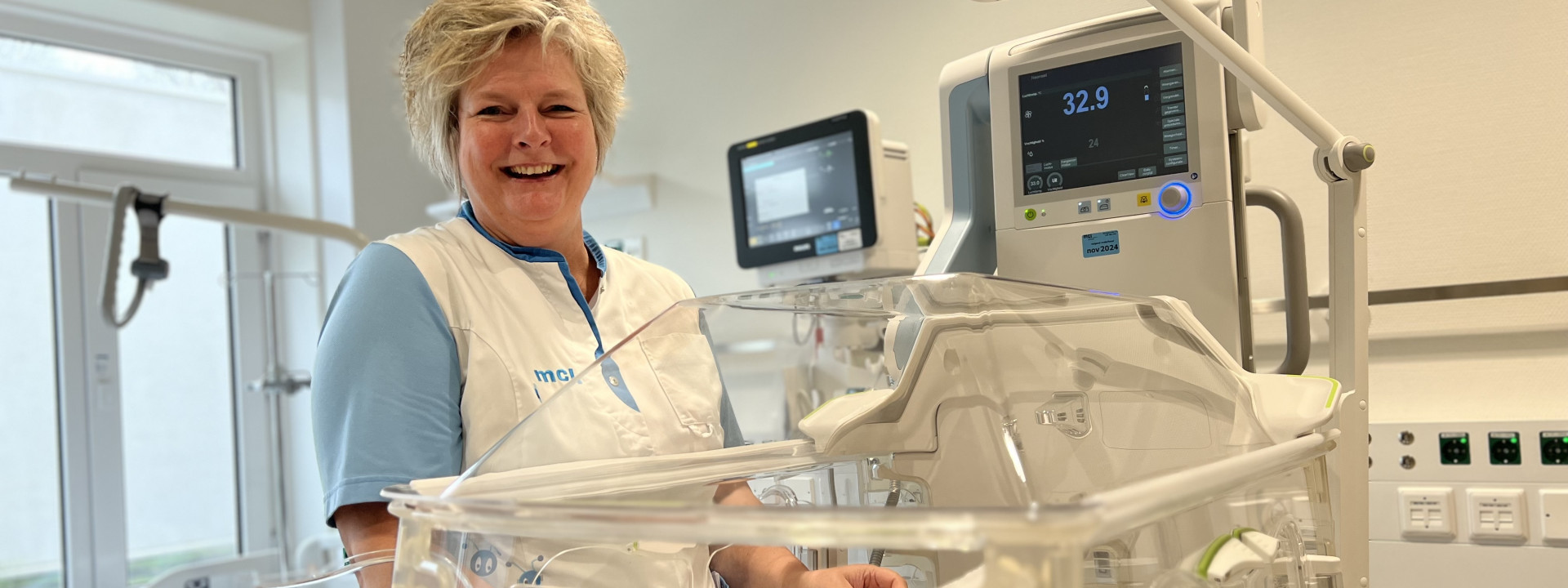 MCL ziekenhuis Leeuwarden Neonatologie verpleegkundige bij couveuse